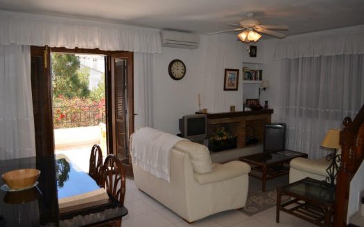 Duplex penthouse of 3 bedrooms and 2 bathrooms