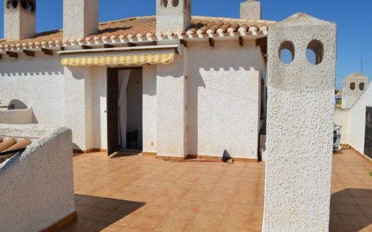 Duplex penthouse of 3 bedrooms and 2 bathrooms