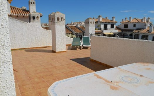 Duplex penthouse of 3 bedrooms and 2 bathrooms