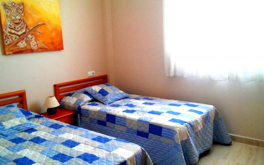 Duplex of about 90 m2 with garden, terrace and backyard.