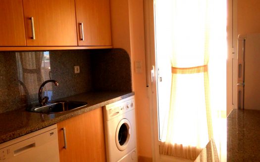 Duplex of about 90 m2 with garden, terrace and backyard.