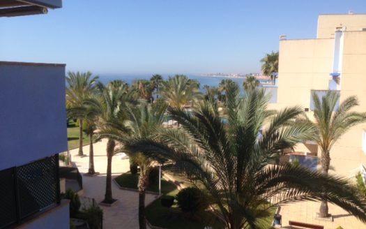 Apartment next to the sea