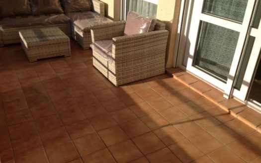 Apartment next to the sea