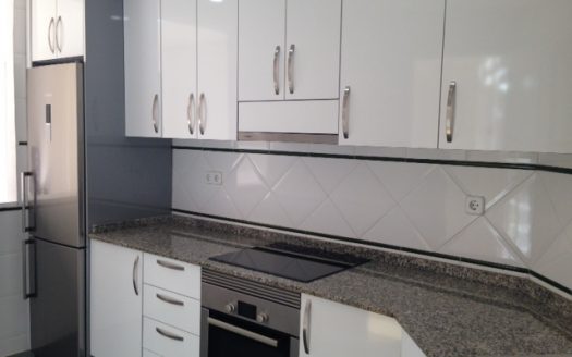 Apartment next to the sea