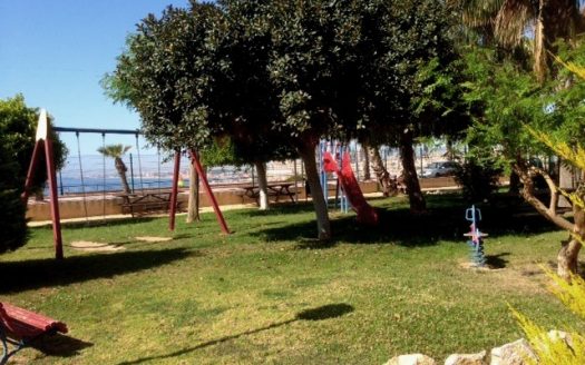 Apartment next to the sea